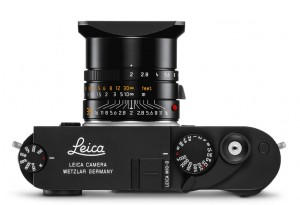 Leica anuncia oficialmente la M10-D, sin pantalla y conectada al mvil por uno 8000 euros