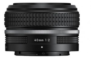 La Nikon Zfc se pone ms retro: una nueva versin negra llega junto a un 40 mm f2 SE de diseo clsico