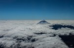 Tres volcanes en el cielo