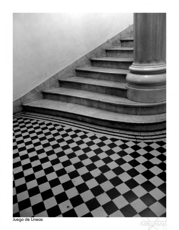 "Pasaje Barolo - Detalle de escaleras" de Silvia Corvaln
