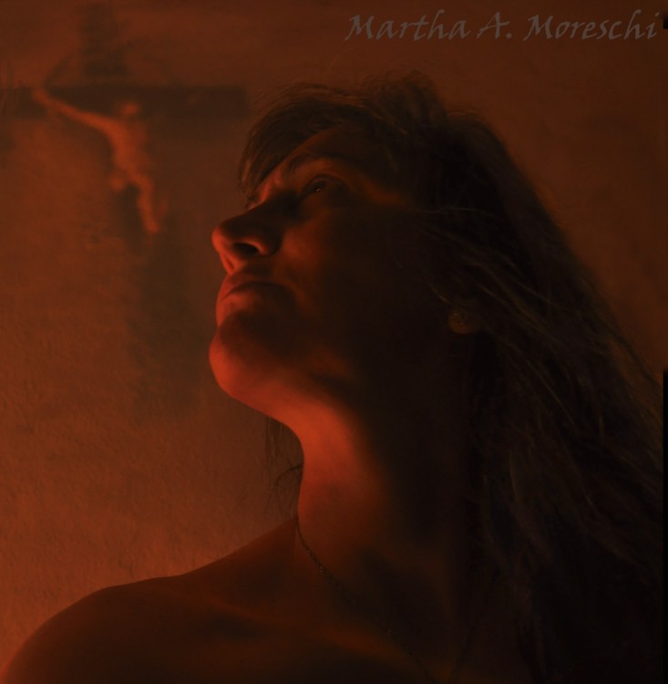 "Con mis pecados, a solas" de Martha A. Moreschi