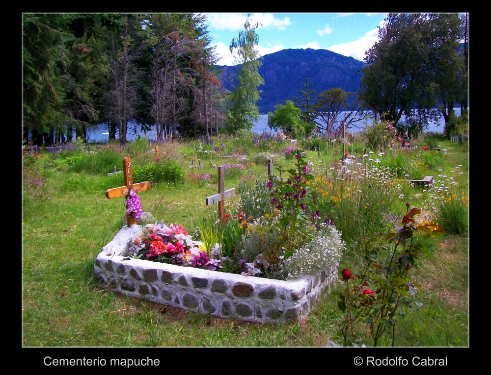 "cementerio mapuche" de Rodolfo Cabral