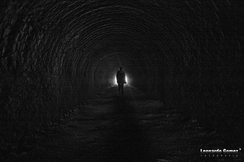 "El Tunel" de Leonardo Gmez