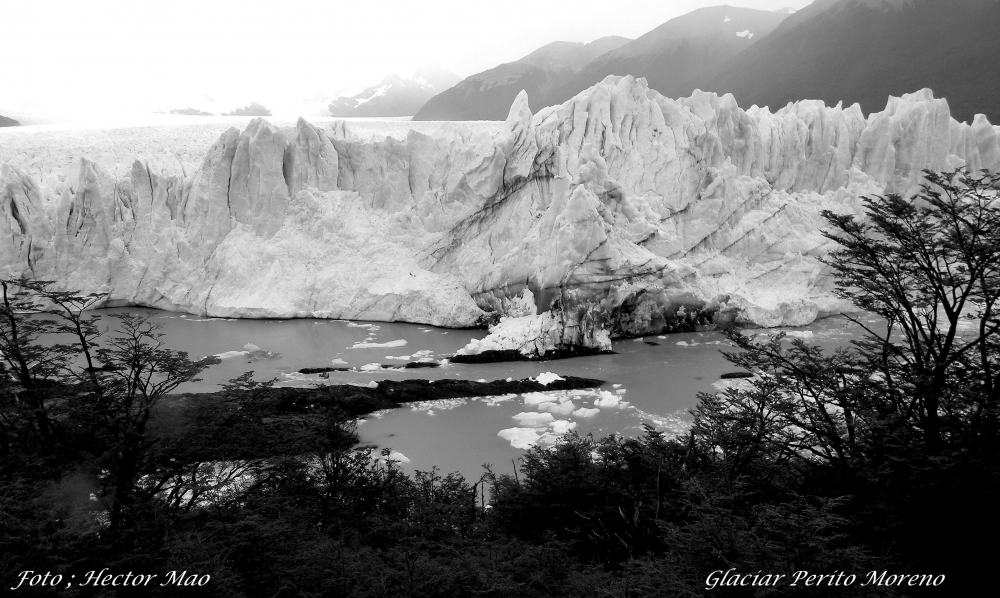 "Glaciar Perito Moreno" de Hector Mao