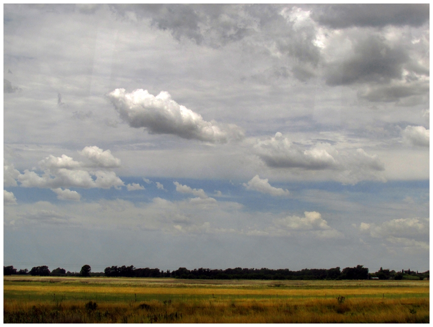 "nubes y campo II" de Jorge Mariscotti (piti)