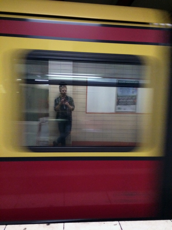 "Reflejo sobre el S-Bahn" de Lucas Ruben
