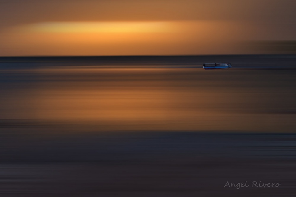 "Mar de la tranquilidad" de Angel Rivero