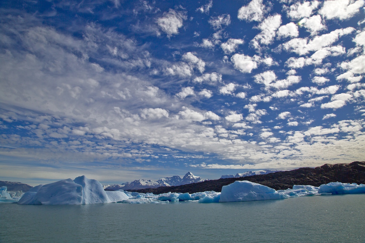 "Parque Nacional Los Glaciares - Glaciar Upsala" de Gustavo Acosta