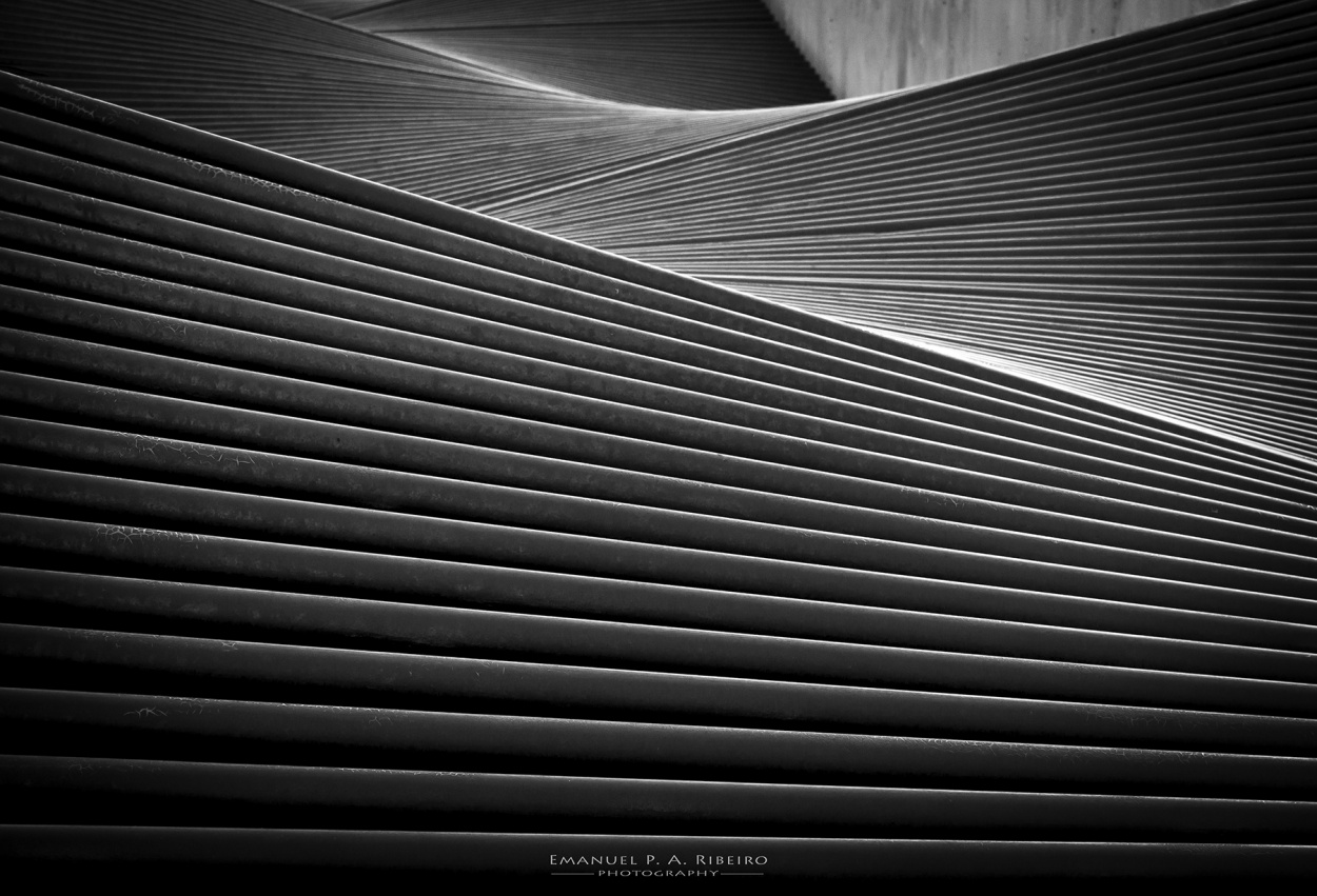 "the tubular waves" de Emanuel Pereira Aparicio Ribeiro