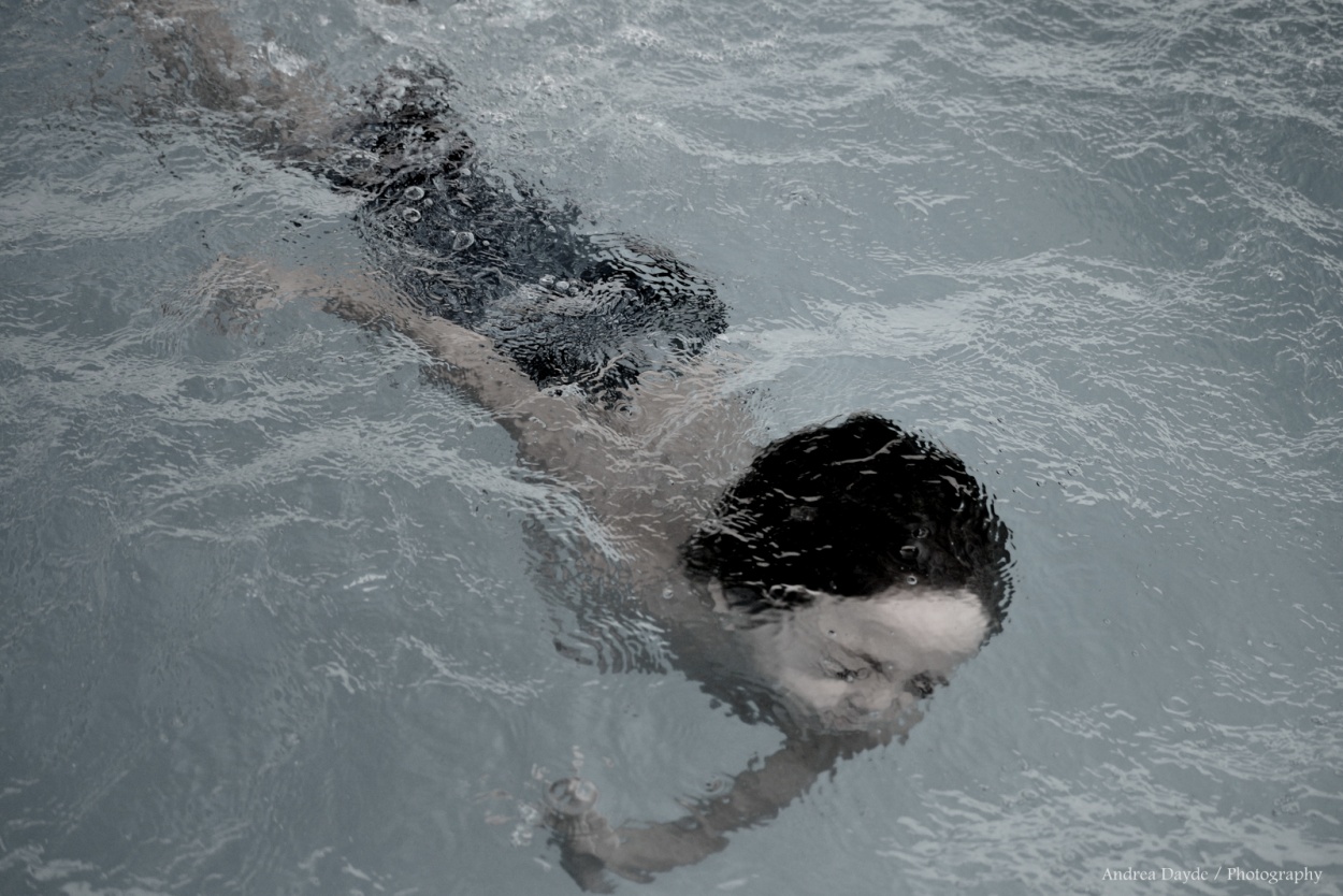 "Nadador" de Andrea Dayde