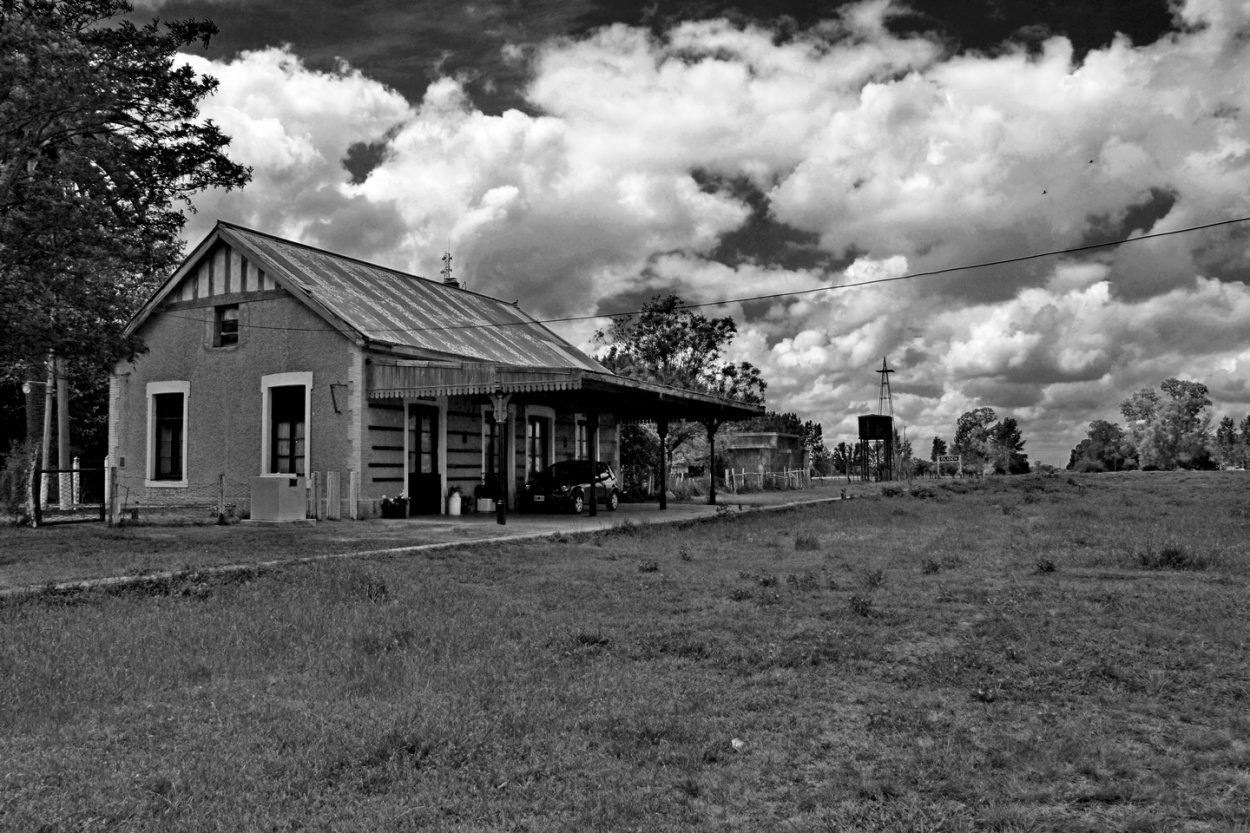 "Old station" de Carlos D. Cristina Miguel