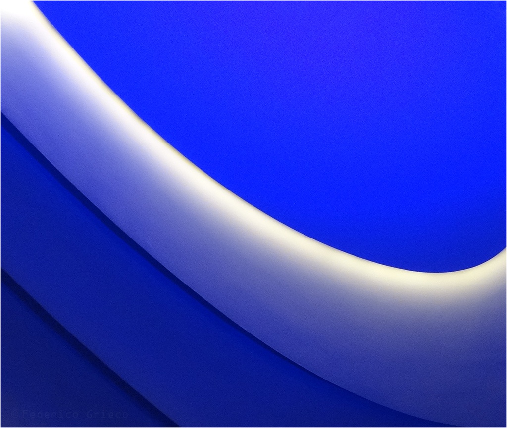"Techo azul y blanco." de Federico Grieco