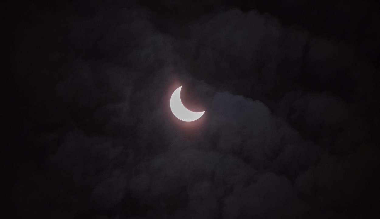 "Eclipse de sol desde Funes, Santa Fe" de Lucas Brun