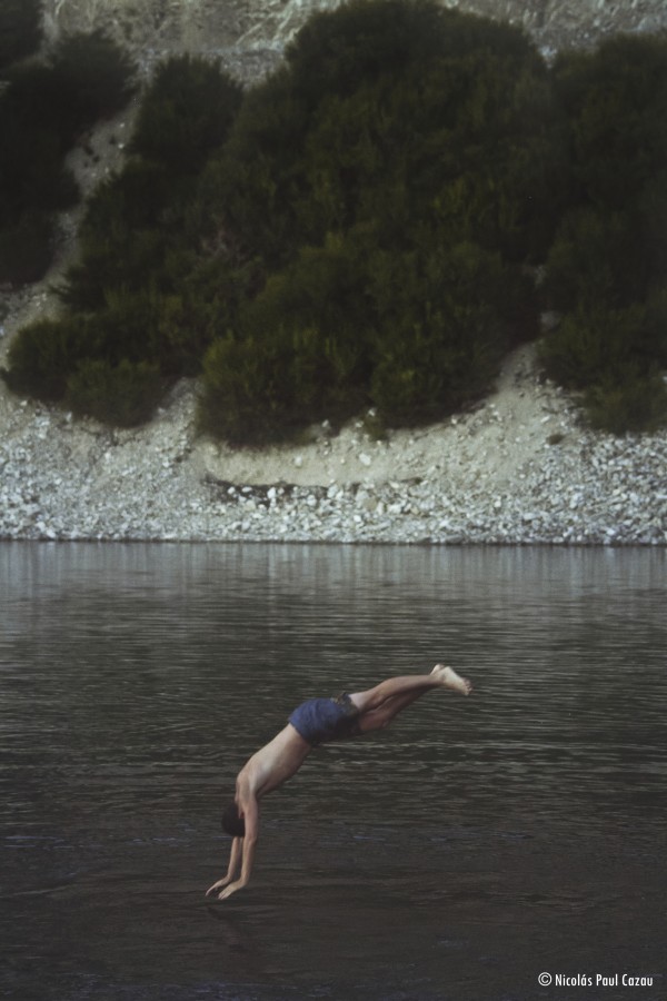 "Hombre al agua" de Nicolas Paul Cazau