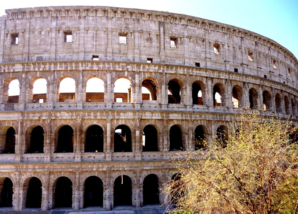 "El Coliseo romano." de Carlos E. Wydler