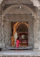 Entrada de un templo jainista.