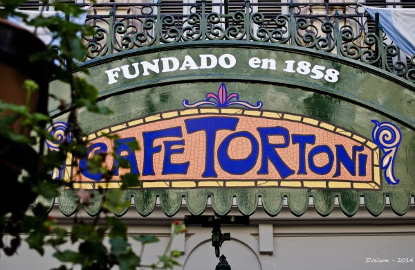 Foto 1/El Tortoni, y sus historias...