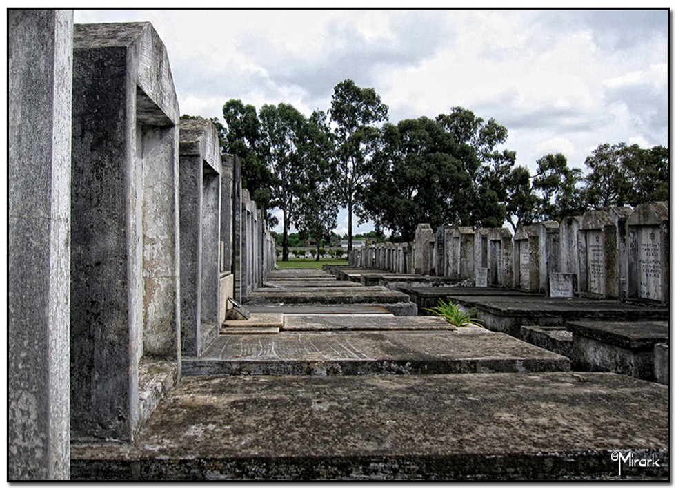 FotoRevista / Convocatoria Mensual / Cementerios