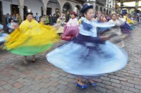 Bailando en las calles de Cusco