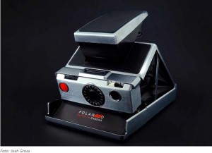 Cómo convertir una Polaroid SX-70 en la cámara digital más bonita (y exclusiva) del momento