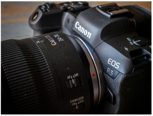 Los rumores apuestan por una futura Canon R5S de unos 80 MP y una R5C centrada en vídeo