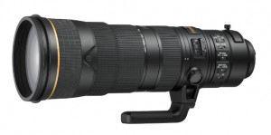 Nikon cancela los pedidos de su 180-400 mm y las especulaciones sobre el fin de las rflex se disparan