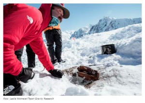Recuperan una cámara abandonada en un glaciar hace 85 años