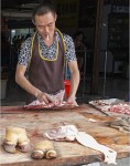 Carnicero en la calle de Jinan - China
