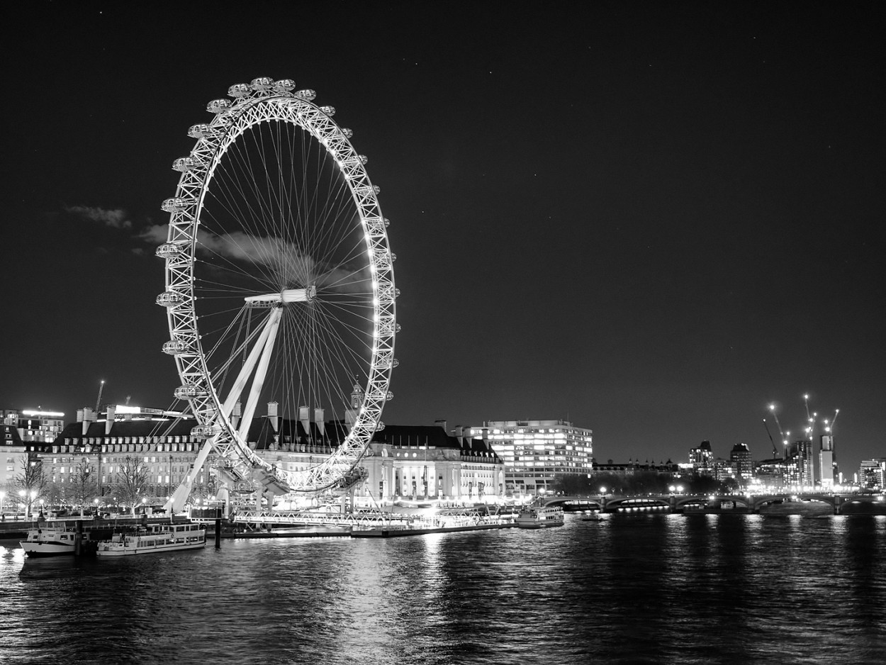 El ojo de Londres por la noche