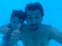 `Bajo del agua tambin hay selfie`