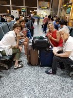 Aeropuerto esperando vuelo a Shangai