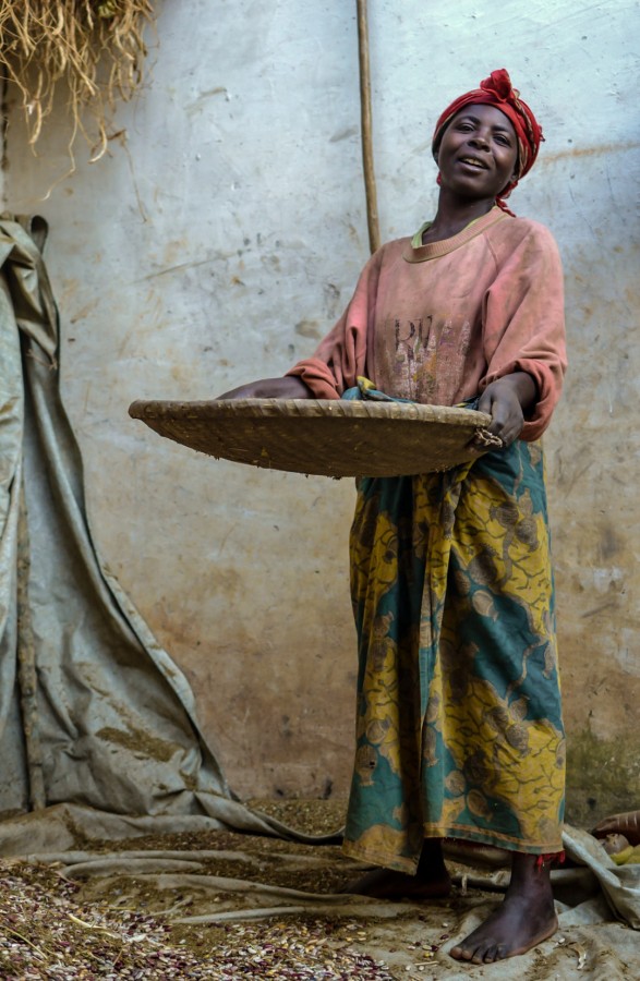 mujer ruandesa