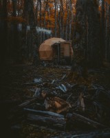 Refugio en bosque otoal