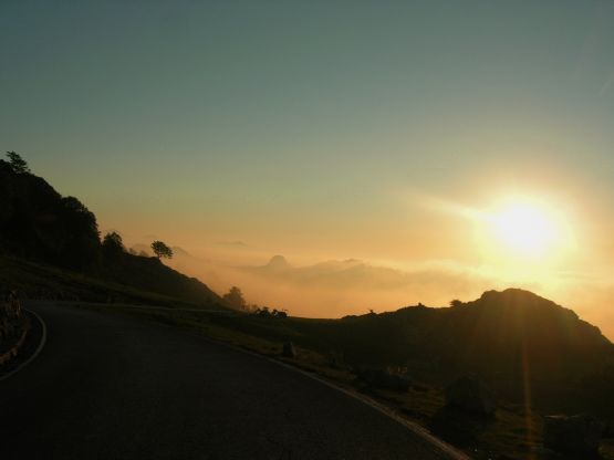 "puesta de sol en Asturias" de Elvira Dcm