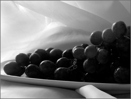 "Contraluz con uvas" de Eli - Elisabet Ferrari