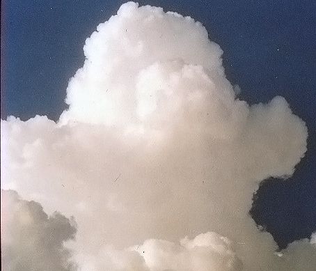 "nube" de Nora Lilian Iturbide ( Noral )