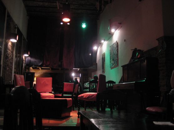 "bar" de Alicia Tiziano