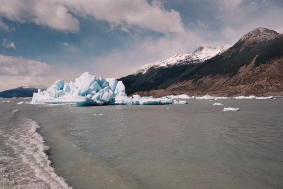 "Navegando por los glaciares" de Jose Alberto Vicente