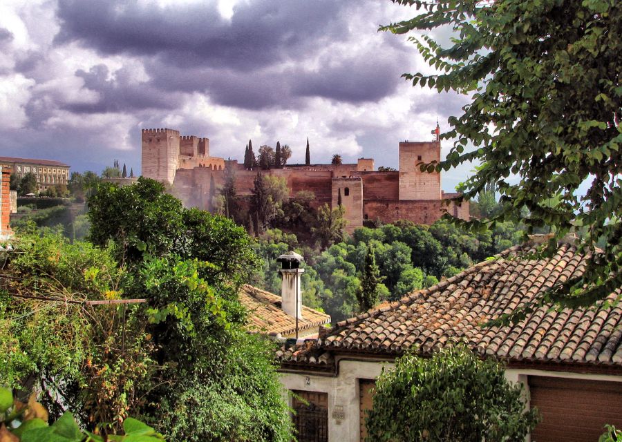 "La Alhambra II" de Manuel Raul Pantin Rivero