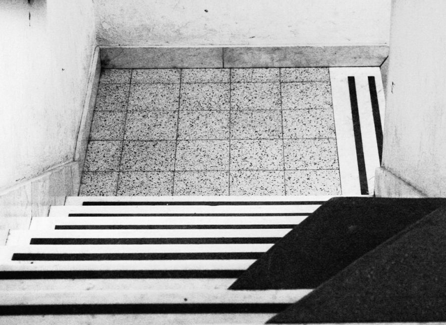 "La escalera de la escuela de Luis" de Carmen Nievas