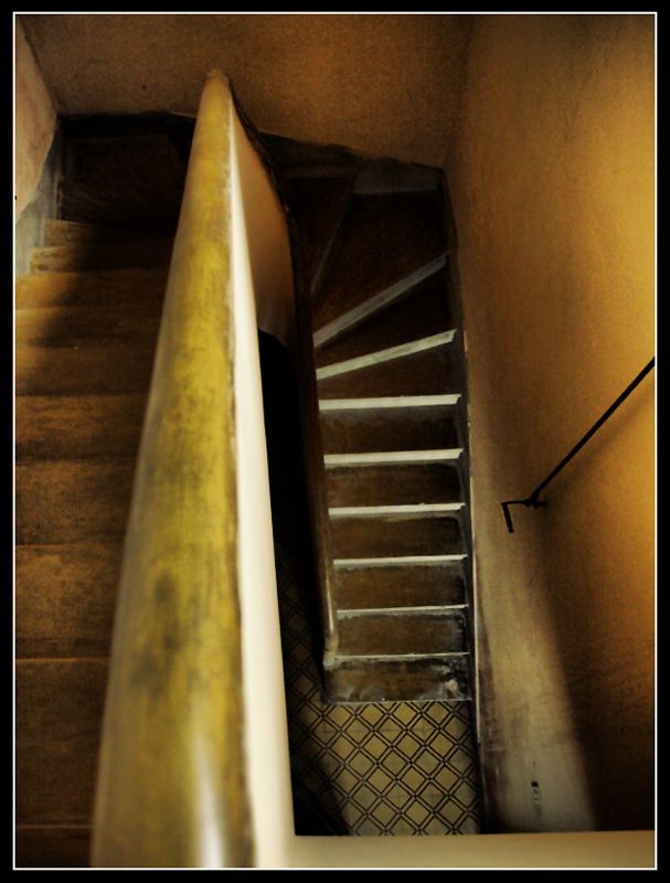 "Escaleras" de Eli - Elisabet Ferrari