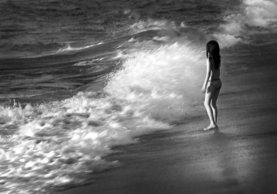 "Frente al mar" de Carlo Legnazzi