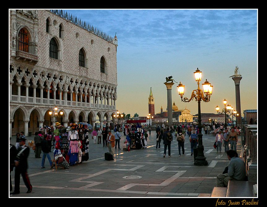 "PLAZA SAN MARCO- Venecia" de Juan Antonio Paolini