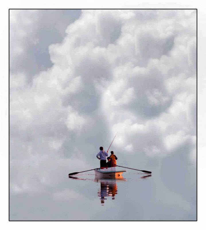 "Pescando nubes" de Carlo Legnazzi