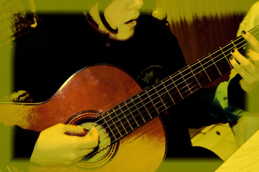"Creole guitar" de Carmen Nievas