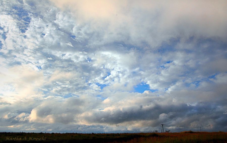 "Slo nubes" de Martha A. Moreschi