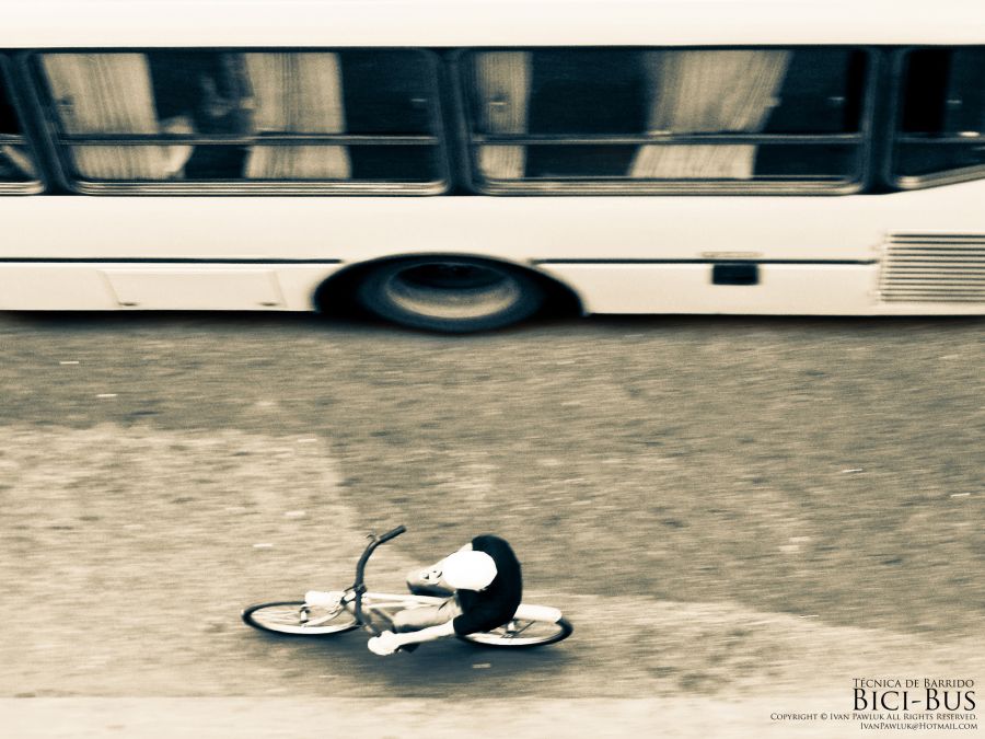 "Bici - Bus" de Ivn Pawluk