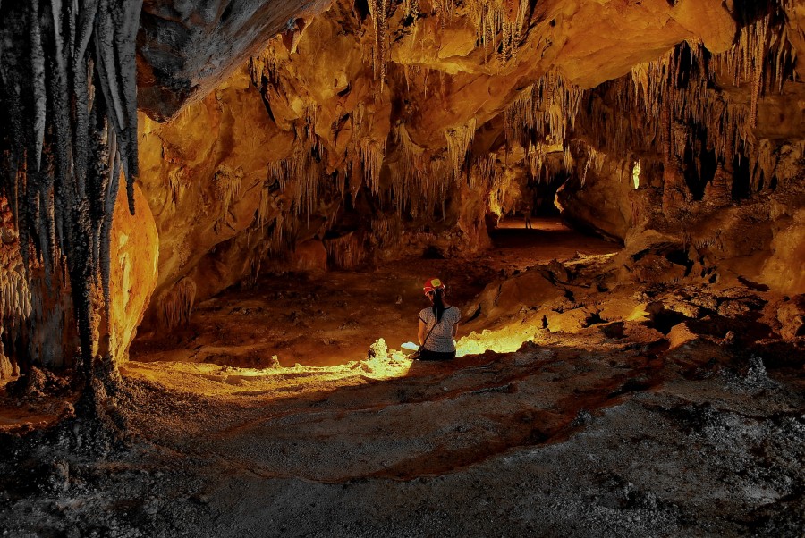 "Cueva Antorcha" de Adrin De La Paz Rodrguez