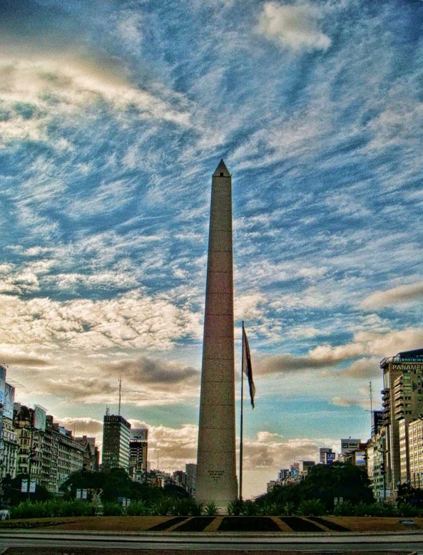 "Obelisco BA" de Marcelo Redruello