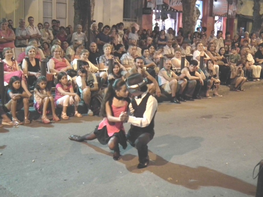 "4 Festival de Tango Oriental" de Juan Fco. Fernndez